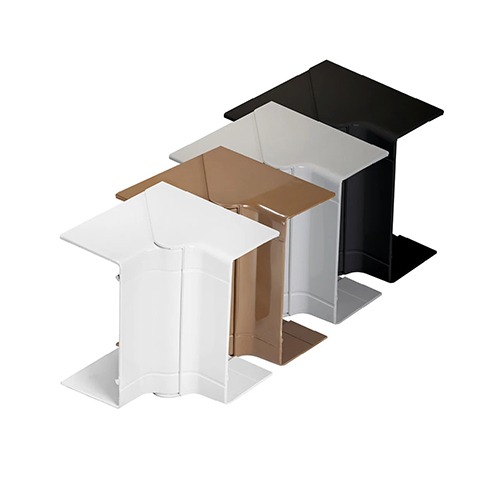 Knee-inside-the-trunkSupita-1